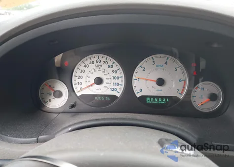 2005 Chrysler Town & Country Touring from USA, damaged, VIN 2C4GP54L05R314188